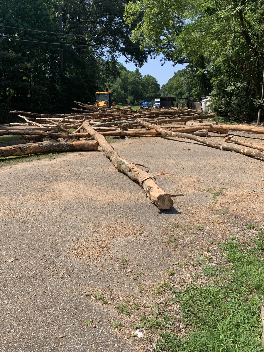 Emergency crews are on the scene of a crash involving a log truck and a tanker truck on US61 in Claiborne County, one mile south of Port Gibson.  One driver was transported due to his injuries, and the other suffered minor injuries