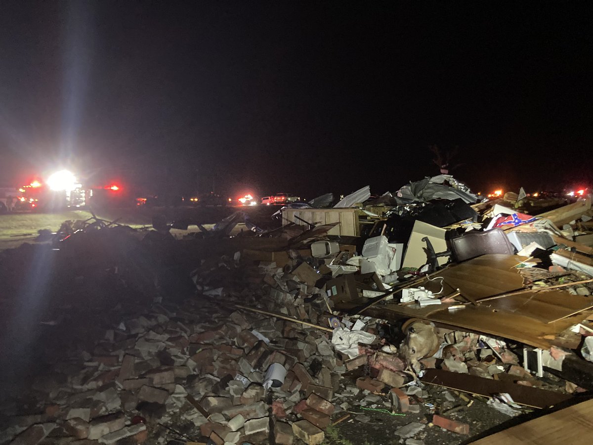 Damage in Rolling Fork, MS. Branches stripped of bark, cars thrown onto buildings, and brick structures demolished. This is the strongest tornado damage ive personally seen 