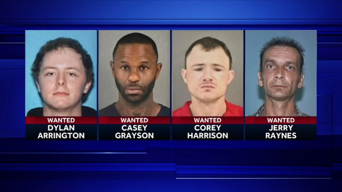 Manhunt underway after 4 inmates escape Mississippi jail